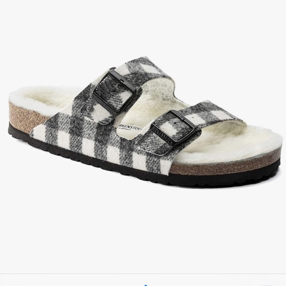 Birkenstock Shoes - NWT Birkenstock Arizona plaid fleeced
